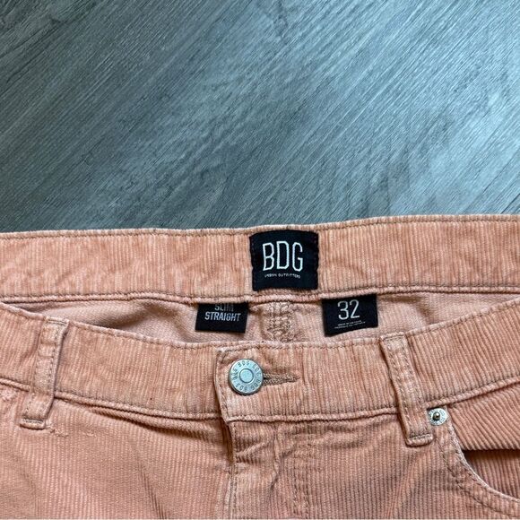 Urban Outfitters BDG Slim Straight Corduroy Pants Peach 32 Waist - Picture 3 of 8